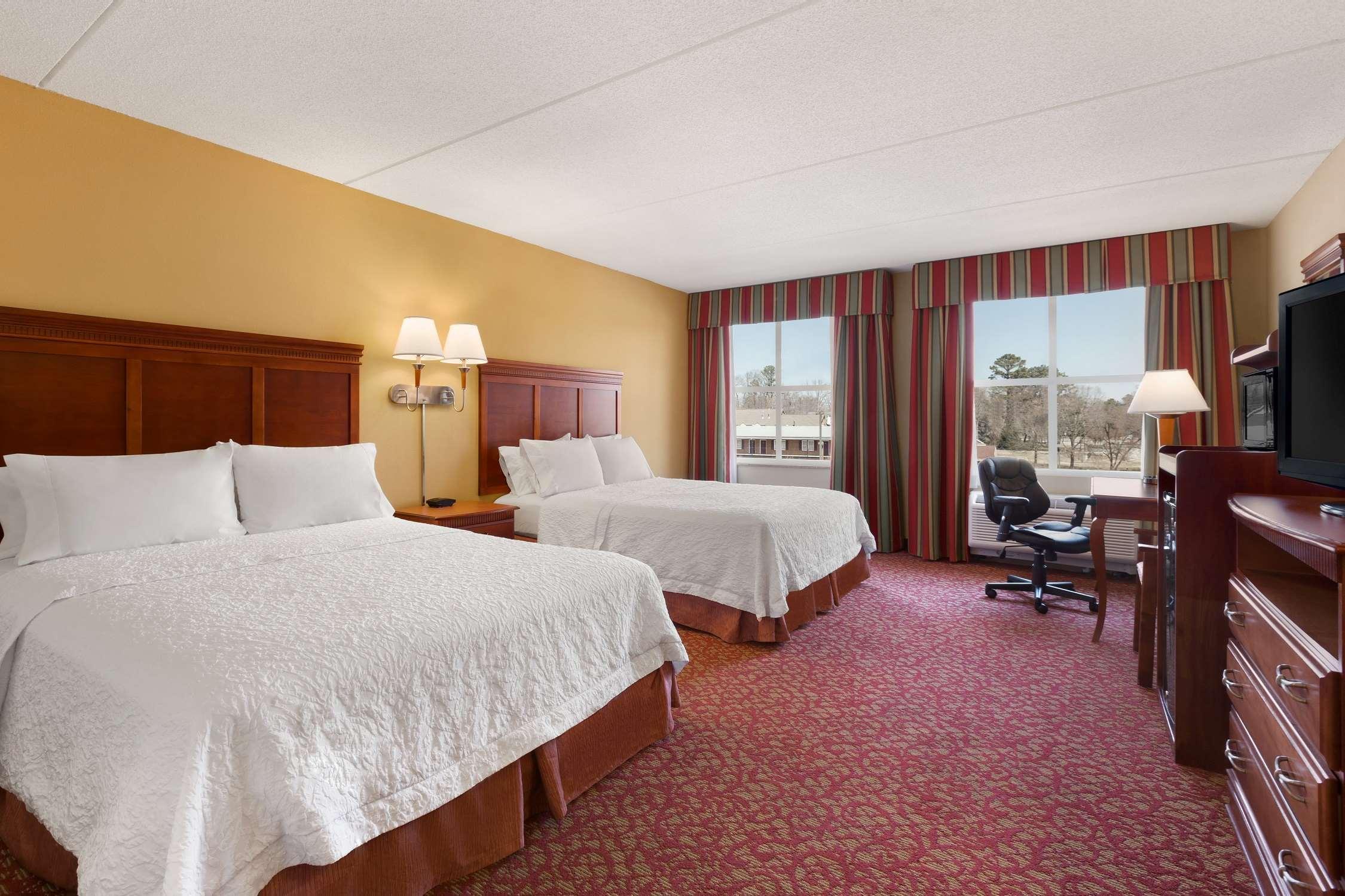 Hampton Inn & Suites Williamsburg Historic District מראה חיצוני תמונה