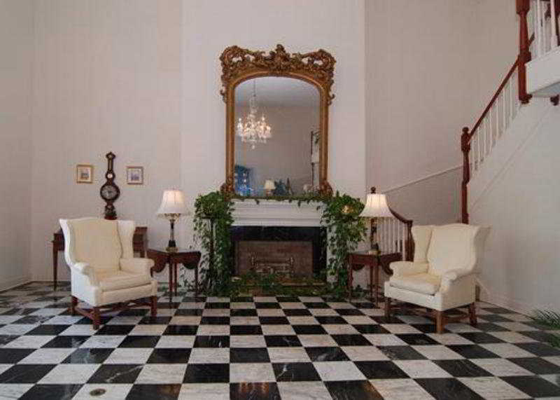 Hampton Inn & Suites Williamsburg Historic District מראה חיצוני תמונה